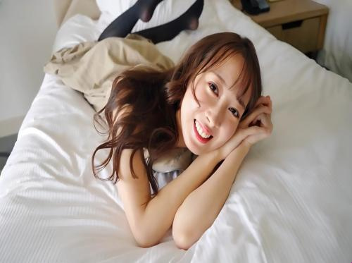 Teaching the shy girl to make love