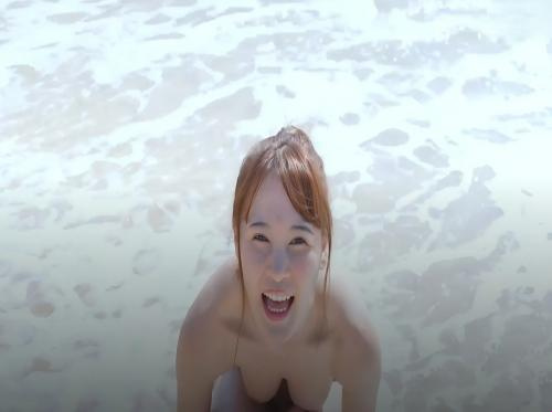 My beautiful sister's hobby of going to the beach without clothes