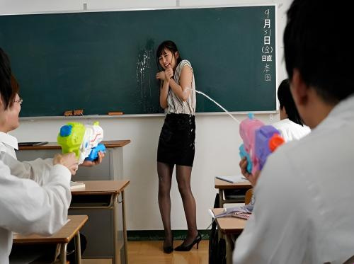 Viol d’une nouvelle enseignante stagiaire